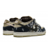 NikeNike x Travis Scott Women SB Dunk Low sneakersWOMEN