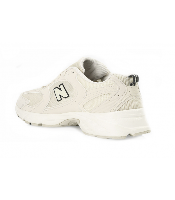 New Balance New Balance 530 Femmes baskets à patch logoFEMMES