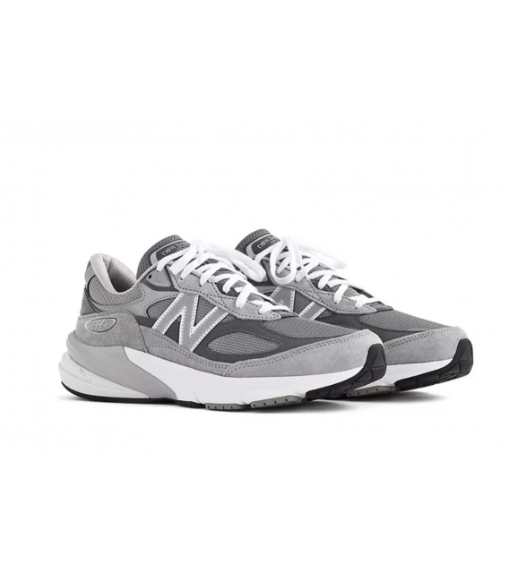 New Balance 990 Women  V6 low-top sneakers