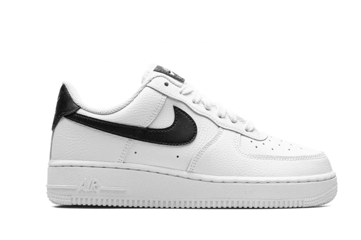 Nike Baskets Nike Air Force 1 '07 pour FemmeFEMMES